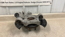 Load image into Gallery viewer, 10 15 Camaro SS ZL1 RH Passenger Side Rear Spindle GM Knuckle Hub Right
