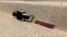 Load image into Gallery viewer, 2014 2015 Chevrolet Camaro SS Rear Bumper Emblems Black Red Bow Tie GM 22831292
