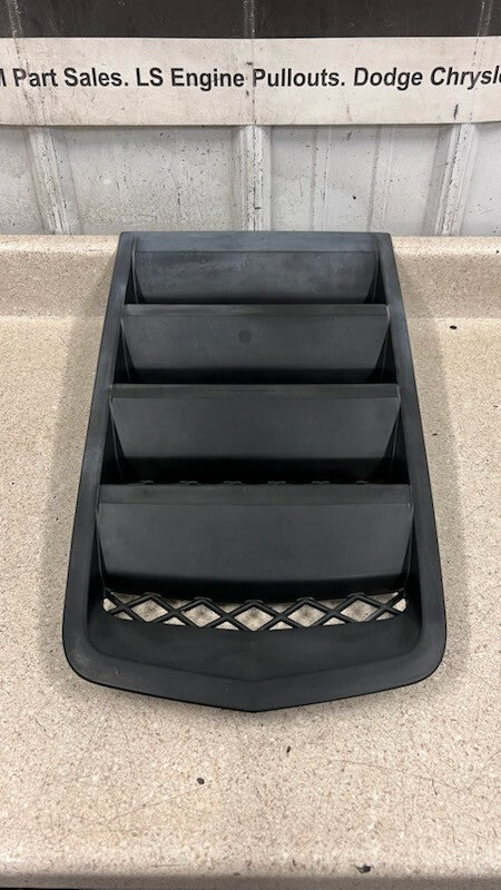 2014 2015 Chevrolet Camaro SS Factory Hood Grille Scoop OEM GM 23136396 Black V8