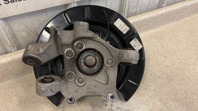 Load image into Gallery viewer, 10 15 Camaro SS RH Passenger Side Rear Spindle GM Knuckle Hub Right 92246142 32K

