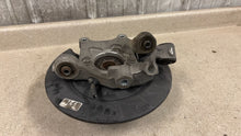 Load image into Gallery viewer, 10 15 Camaro SS RH Passenger Side Rear Spindle GM Knuckle Hub Right 92239046 35K
