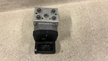 Load image into Gallery viewer, 99 02 Firebird Camaro ABS 4 Channel Anti Lock Brake Pump Module GM 10423623 53K

