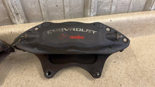 Load image into Gallery viewer, 2010 2015 Camaro SS Front Driver Passenger Brembo Brake Calipers Pair OEM 26K
