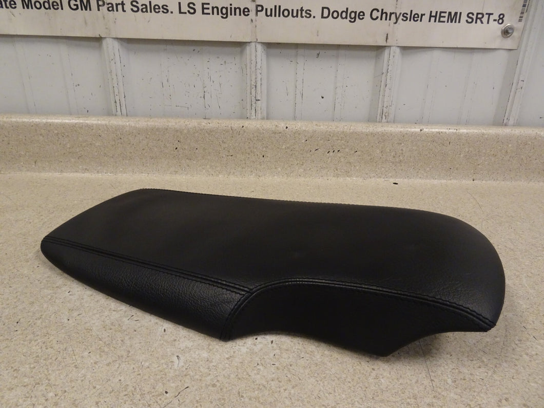05 13 Chevrolet C6 Corvette Z06 Center Console Lid Armrest Black Leather GM 56K