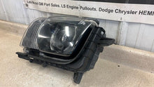 Load image into Gallery viewer, 10 15 Chevrolet Camaro SS Driver Headlight Xenon HID Left OEM GM 22959919 LH 75K
