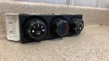 Load image into Gallery viewer, 04 05 06 Pontiac GTO HVAC Controls A/C Heater Switches GM 92181684 Factory
