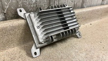 Load image into Gallery viewer, 09 11 Corvette C6 Factory Bose Amplifier Amp GM 25972198 Radio Speaker 33K Miles
