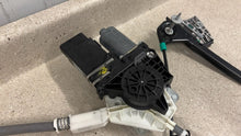 Load image into Gallery viewer, 05 13 Corvette C6 Z06 Front Driver Window Regulator Motor GM 25815795 Left 62K
