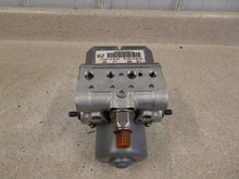 Load image into Gallery viewer, 06 13 Chevrolet Corvette C6 Anti Lock Brake Pump ABS Module OEM GM 15821730 56K
