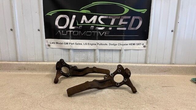 98 02 Firebird Trans AM Camaro SS Front Driver Passenger Spindle Pair RH LH 53K