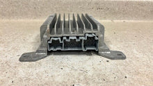 Load image into Gallery viewer, 09 11 Corvette C6 Factory Bose Amplifier Amp GM 25972198 Radio Speaker 33K Miles
