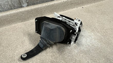 Load image into Gallery viewer, 10 15 Chevrolet Camaro SS Automatic Shifter Assembly GM Factory 92239787
