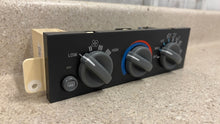 Load image into Gallery viewer, 97 02 Pontiac Firebird Trans Am  HVAC Controls A/C Heater Switches GM 16216462
