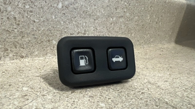05 13 Chevrolet Corvette C6 Fuel Door Trunk Switch Release Buttons Black OEM GM