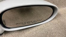 Load image into Gallery viewer, 05 13 Chevrolet C6 Corvette Z06 Passenger Side Power Mirror OEM GM White 3K RH
