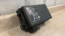 Load image into Gallery viewer, 09 13 Corvette C6 Engine Fuse Junction Box Block OEM GM 22739140 Z06 ZR1
