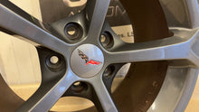 Load image into Gallery viewer, 10 13 Chevrolet C6 Corvette Factory 18&#39;&#39; Front Wheel 18x9.5 Speedline 9597860 GM
