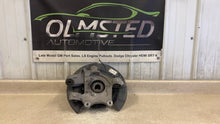 Load image into Gallery viewer, 10 15 Camaro SS RH Passenger Side Rear Spindle GM Knuckle Hub Right 92239046 43K
