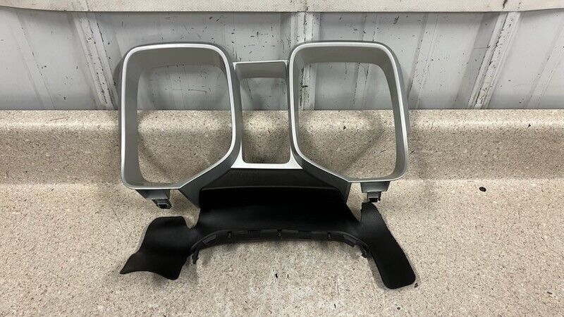 10 15 Camaro SS ZL1 Gauge Cluster Bezel Trim OEM Speedometer GM 904210505 45K