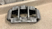 Load image into Gallery viewer, 05 13 Chevrolet Corvette C6 Z06 Front Brake Calipers 6 Piston Set Brakes OEM 33K

