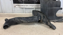 Load image into Gallery viewer, 06 13 Corvette C6 Z06 Passenger Front Wheelhouse Liner Duct GM 21K 15834374 RH
