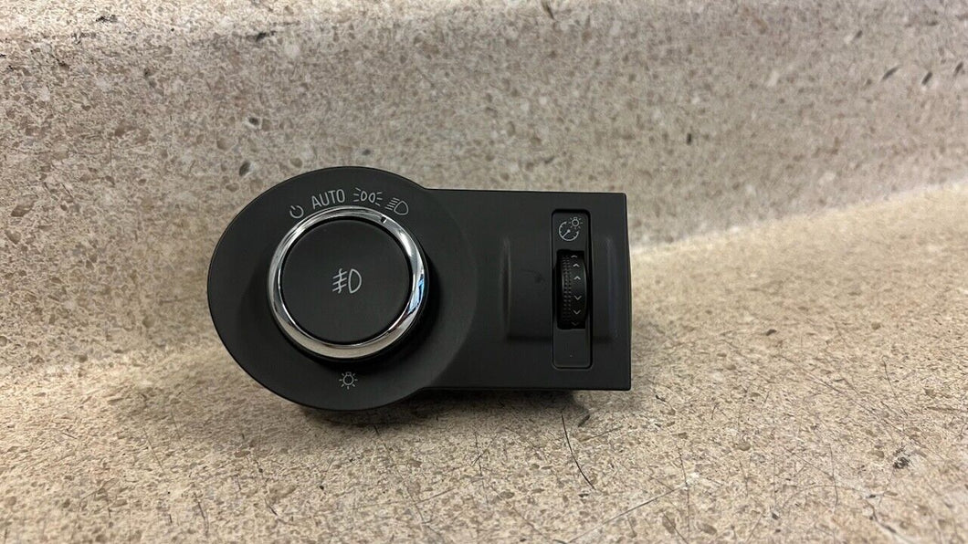 10 15 Chevrolet Camaro SS Headlight Switch Assembly OEM GM Dimmer Black 92218815