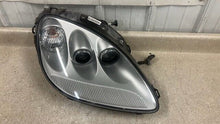 Load image into Gallery viewer, 05 08 C6 Corvette Z06 Passenger Headlight Assembly GM 25867780 Silver Right 21K
