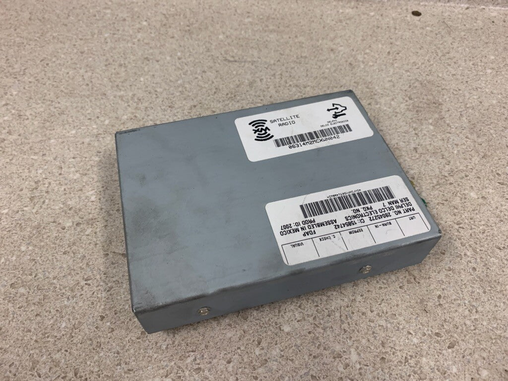 05 13 Chevy Corvette C6 XM Satellite Control Module Radio Receiver GM 28045272