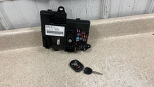 Load image into Gallery viewer, 2006 2007 Corvette C6 Z06 BCM Body Control Module Assembly GM 15850986 78K Fob

