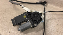 Load image into Gallery viewer, 05 13 Corvette C6 Front Passenger Window Regulator Motor OEM GM 25815796 RH
