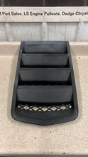 Load image into Gallery viewer, 2014 2015 Chevrolet Camaro SS Factory Hood Grille Scoop OEM GM 23136396 Black V8
