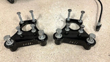 Load image into Gallery viewer, 93 02 Camaro Firebird C5 C6 Wilwood Front Brake Caliper Upgrade UMI 2120 KIT
