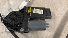 Load image into Gallery viewer, 05 13 Corvette C6 Z06 Front Driver Window Regulator Motor GM 25815795 Left 59K
