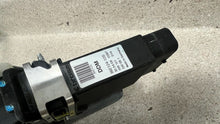 Load image into Gallery viewer, 05 13 Corvette C6 Z06 Front Driver Window Regulator Motor GM 25815795 Left 17K
