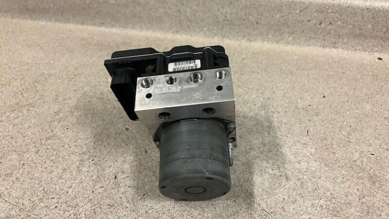 12 15 Chevrolet Camaro SS ZL1 ABS Anti Lock Brake Pump Module GM 22914250 58K