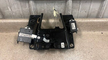 Load image into Gallery viewer, 05 13 Corvette C6 Z06 Convertible Rear Trunk Hatch Lid Latch Release GM 25821796
