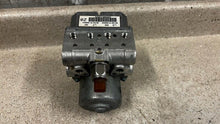 Load image into Gallery viewer, 06 13 Chevrolet Corvette C6 Anti Lock Brake Pump ABS Module OEM GM 25886839 63K
