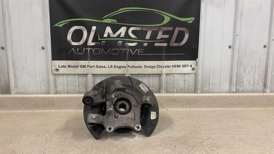 10 15 Camaro SS RH Passenger Side Rear Spindle GM Knuckle Hub Right 92239046 53K