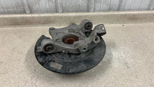 Load image into Gallery viewer, 10 15 Camaro SS ZL1 RH Passenger Side Rear Spindle GM Knuckle Hub Right
