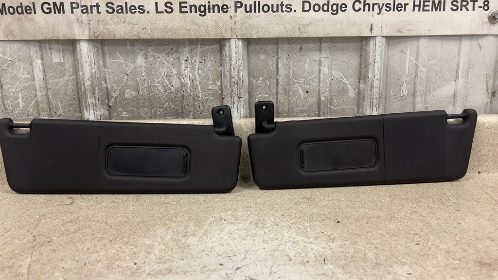 10 15 Camaro SS Driver Passenger Side Sun Visors Left Right Visor Black Pair 35K