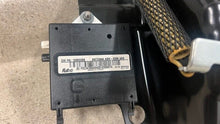 Load image into Gallery viewer, 05 13 Corvette C6 Z06 Convertible Rear Trunk Hatch Lid Latch Release GM 25821796
