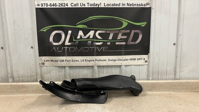 06 13 Corvette C6 Z06 Passenger Front Fender Liner Brake Duct 15252927 GM Right