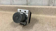 Load image into Gallery viewer, 12 15 Chevrolet Camaro SS ZL1 ABS Anti Lock Brake Pump Module GM 22914251 46k
