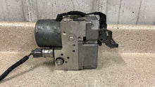 Load image into Gallery viewer, 2001 2004 Chevrolet C5 Corvette OEM ABS ANTI LOCK BRAKE PUMP MODULE 10306496 GM
