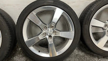 Load image into Gallery viewer, 10 15 Camaro SS 20&#39;&#39; Staggered Wheels 20X9 20X8 GM 92230893 92230889 Rim 46K OEM
