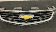 Load image into Gallery viewer, 2014 2015 Chevrolet SS Sedan Caprice Front Bumper Grille Factory GM 92258412 OEM

