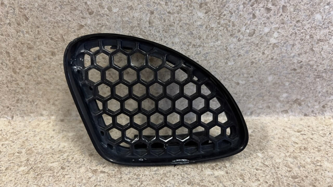 98 02 Firebird Trans AM Front Driver Bottom Fender Grille 10277053 OEM GM LH