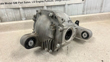 Load image into Gallery viewer, 2010 2015 Chevy Camaro SS 1LE 3.91 Manual Rear Differential USED OEM GM 22806794
