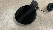 Load image into Gallery viewer, 04 05 06 Pontiac GTO Fuel Door Filler Tank Gas Lid Cap Black OEM GM 92119899
