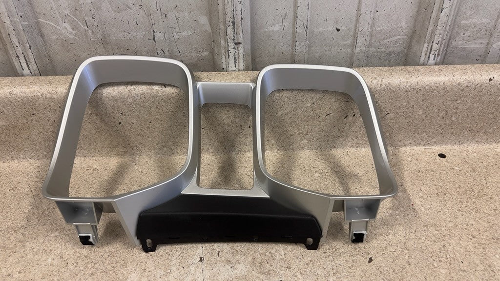 10 15 Camaro SS ZL1 Gauge Cluster Bezel Trim OEM Speedometer GM 904210505